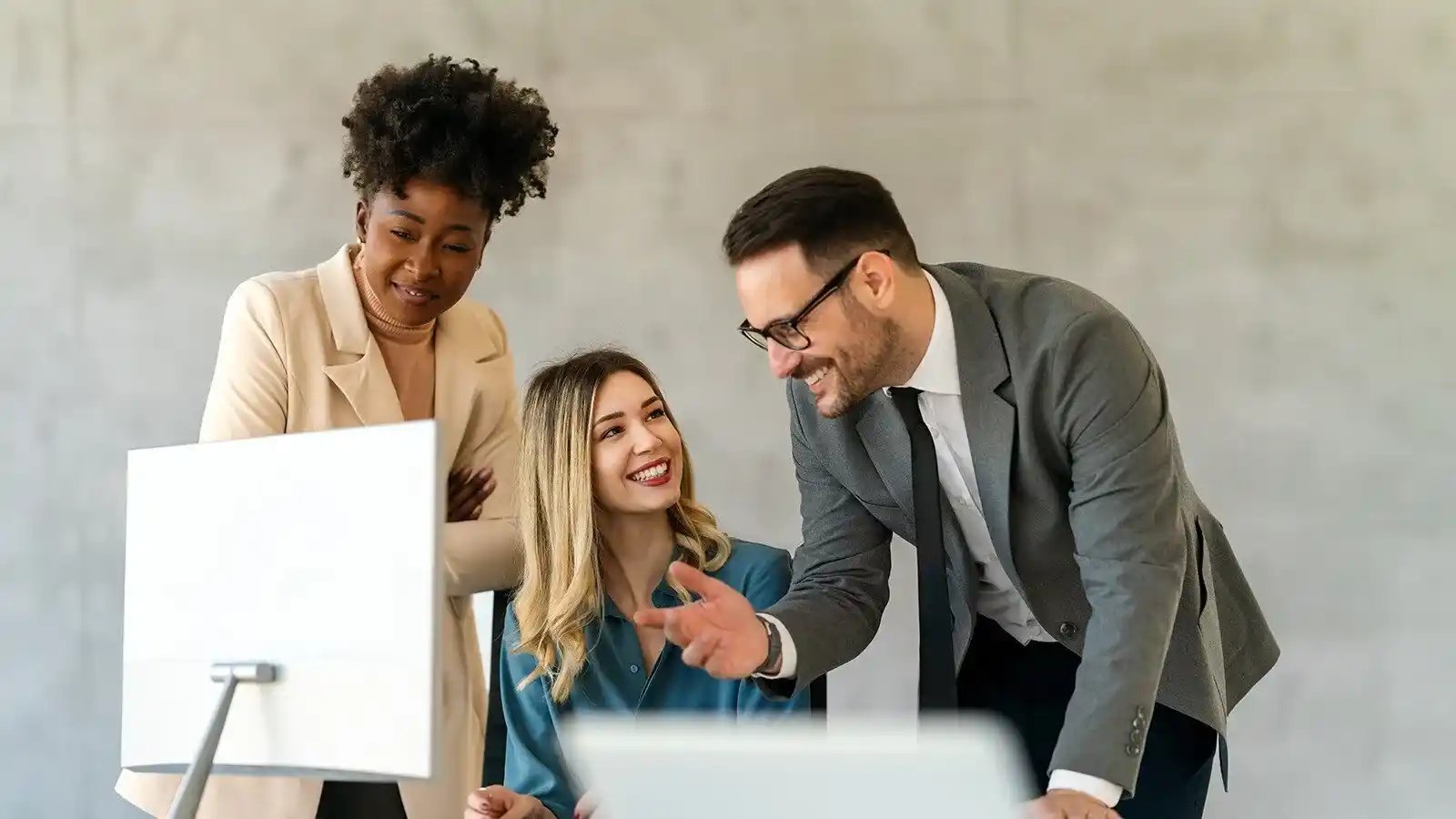 From Turnover to Triumph: 7 Proven Strategies to Boost Retention in Shipping &amp; Logistics